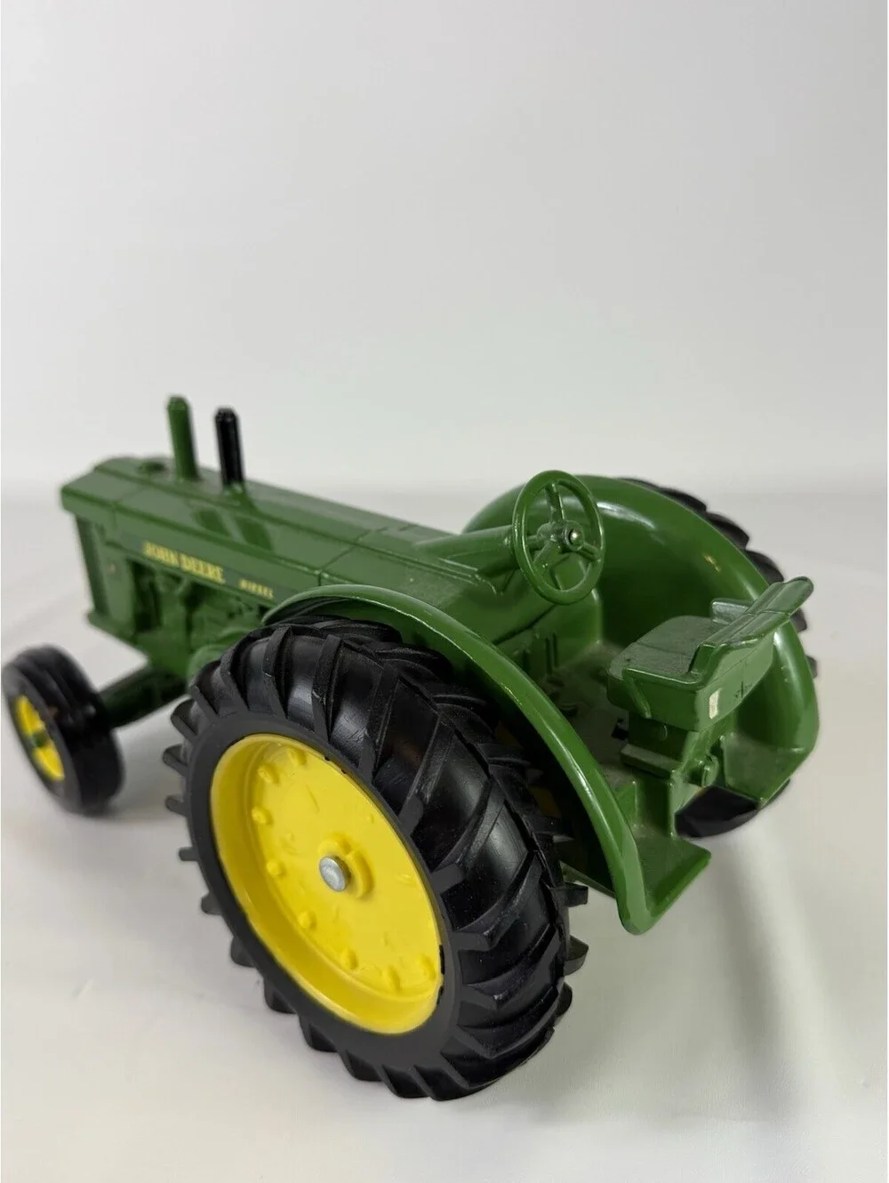 John Deere Diesel Model R Tractor 1949-54 ERTL Case 1/16 1:16  #554 8502